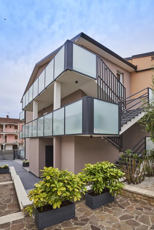 Apartments Tre Perle Umag Exterior photo